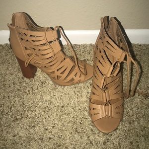 Chunky, Gladiator Heels, NWOT